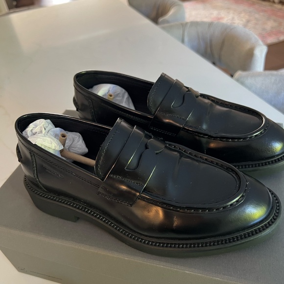 Vagabond Alex W Black Leather Loafers | Size 36 | Like New - Picture 2 of 10